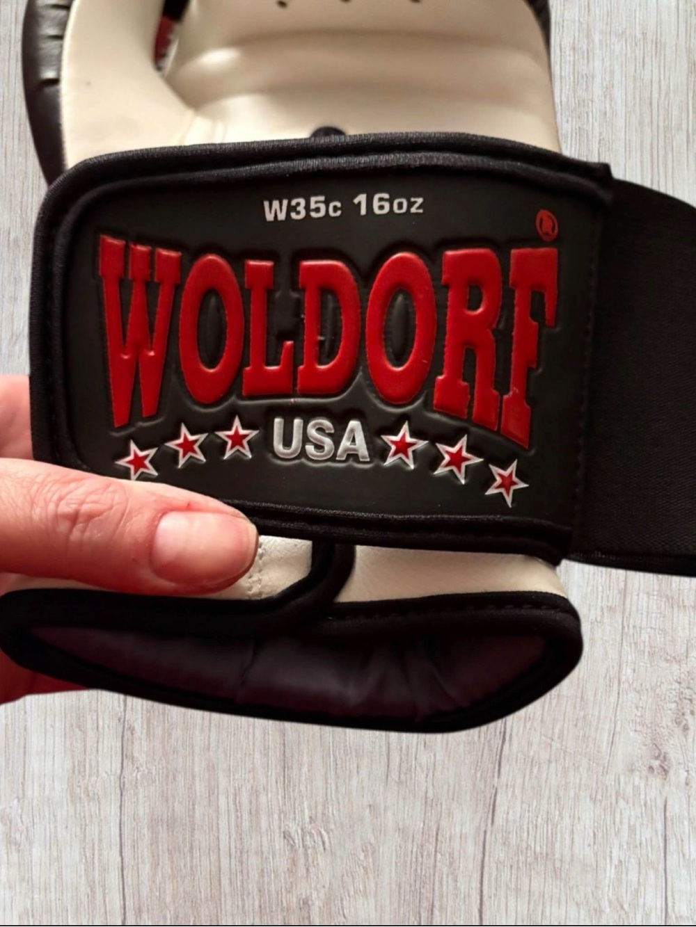 Woldorf Boxing Gloves Sport Gloves Men’s Black and Cream Training - Picture 5 of 7
